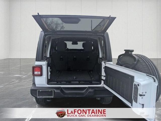 2025 Jeep Wrangler 4-Door Summit 4x4