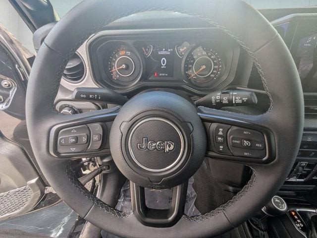 2025 Jeep Wrangler 4-Door Summit 4x4