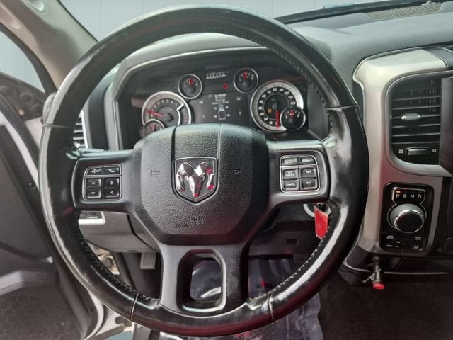 2017 RAM 1500 Big Horn Crew Cab 4x4 5'7" Box