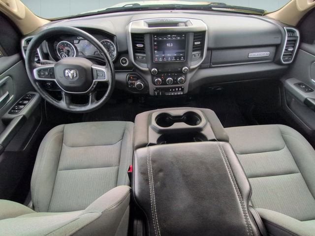 2020 RAM 1500 Big Horn Crew Cab 4x4 5'7" Box