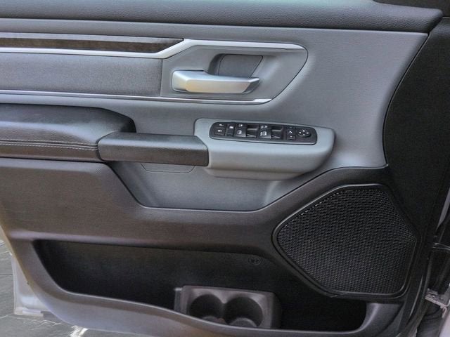 2020 RAM 1500 Big Horn Crew Cab 4x4 5'7" Box