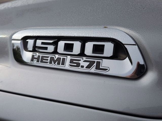 2020 RAM 1500 Big Horn Crew Cab 4x4 5'7" Box