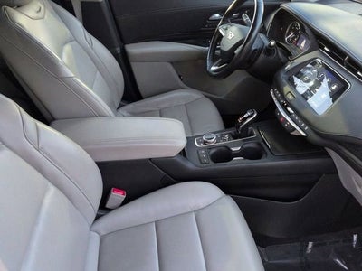 2023 Cadillac XT4 Premium Luxury
