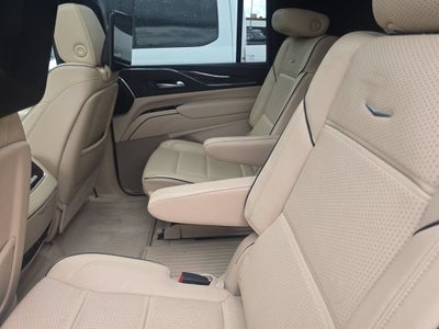 2024 Cadillac Escalade ESV Premium Luxury