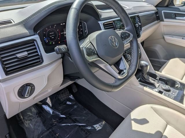 2022 Volkswagen Atlas 3.6L V6 SE w/Technology