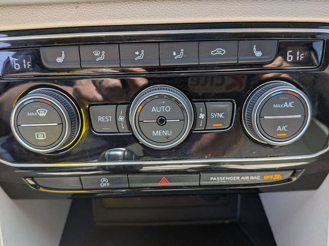 2022 Volkswagen Atlas 3.6L V6 SE w/Technology