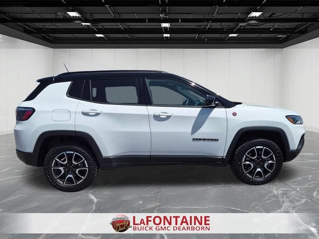 2025 Jeep Compass Trailhawk 4x4