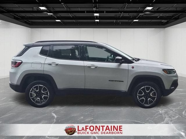 2024 Jeep Compass Trailhawk