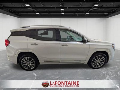 2023 GMC Terrain Denali