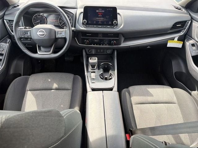 2025 Nissan Rogue SV FWD