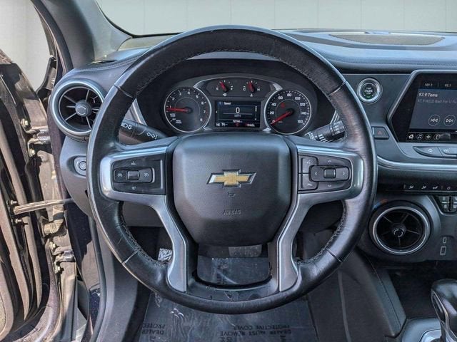 2025 Nissan Rogue SV FWD