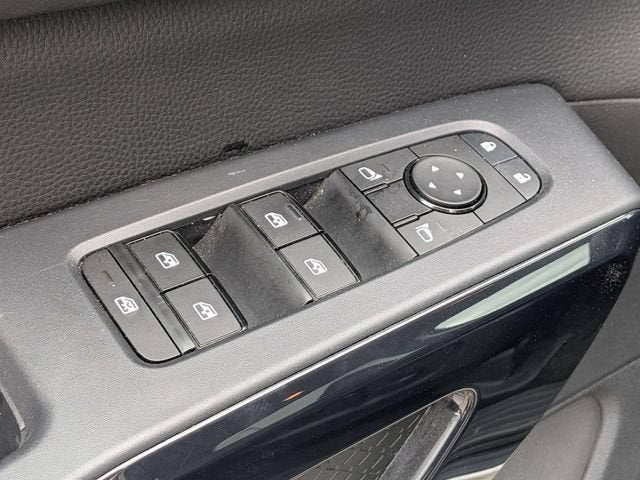 2025 Nissan Pathfinder SV FWD