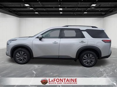 2025 Nissan Pathfinder SV FWD