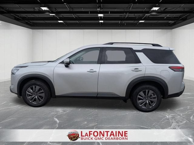 2025 Nissan Pathfinder SV FWD