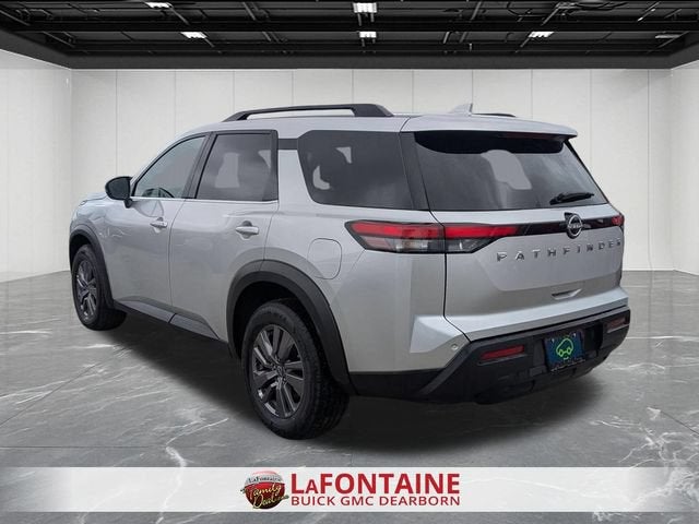 2025 Nissan Pathfinder SV FWD