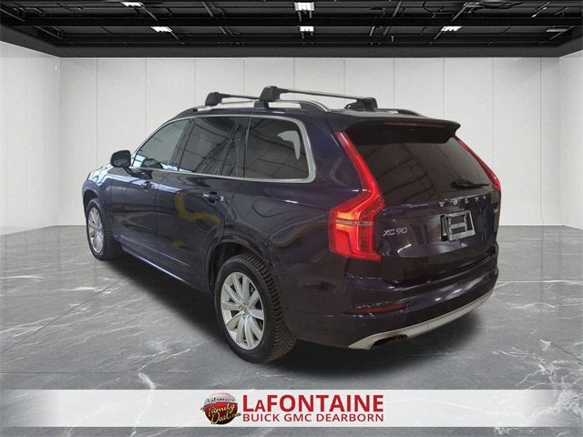 2016 Volvo XC90 T6 Momentum