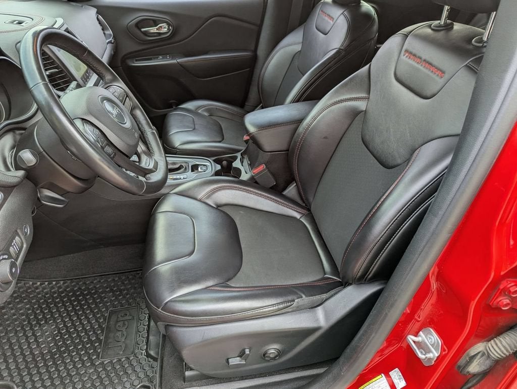 2019 Jeep Cherokee Trailhawk