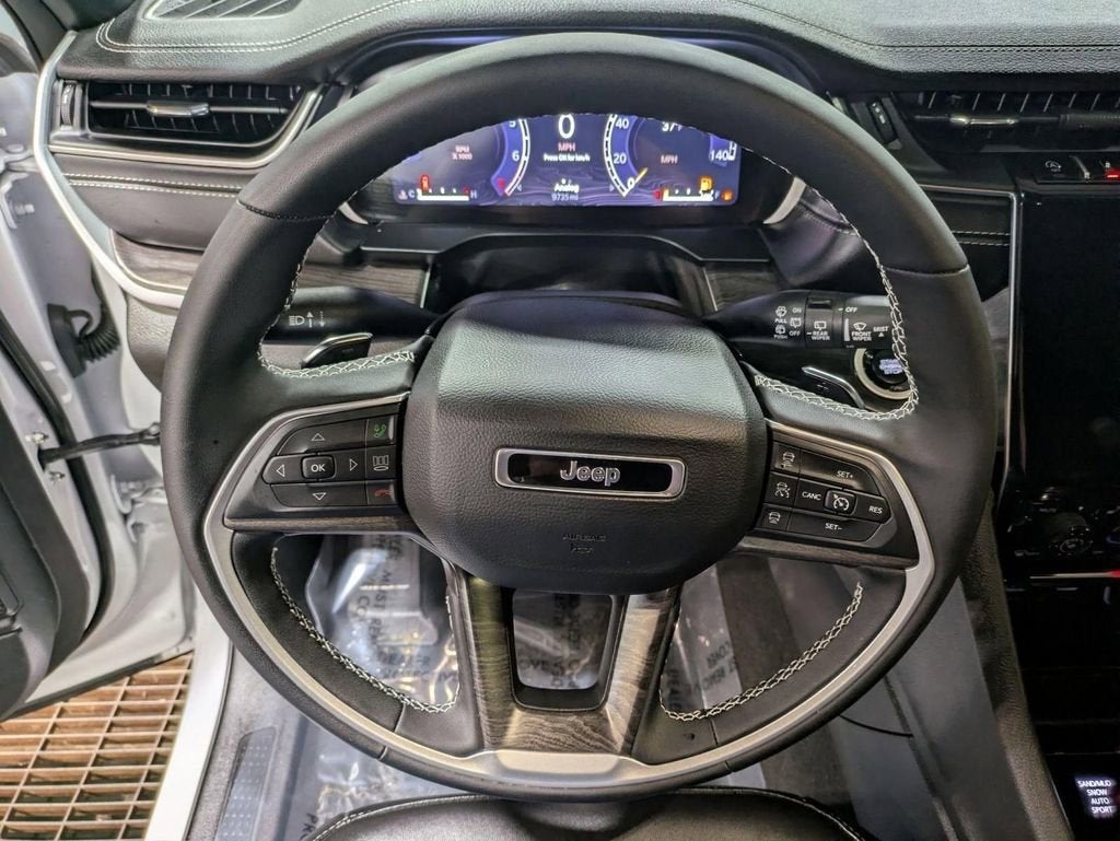 2025 Jeep Grand Cherokee L Limited 4x4