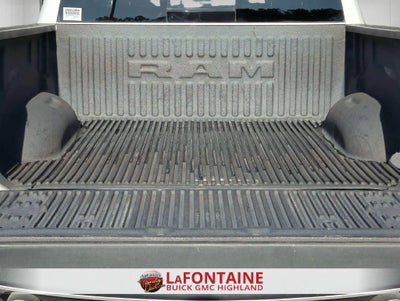 2020 RAM 1500 Big Horn Crew Cab 4x4 5'7" Box