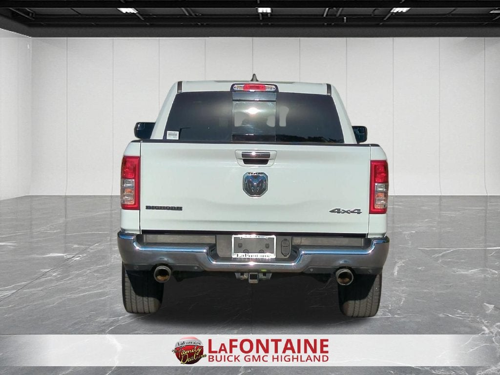 2020 RAM 1500 Big Horn Crew Cab 4x4 5'7" Box