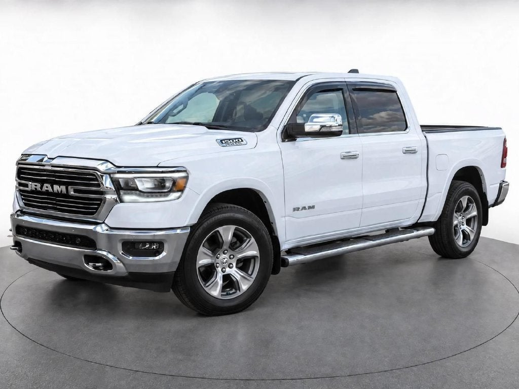 2020 RAM 1500 Laramie Crew Cab 4x4 5'7" Box