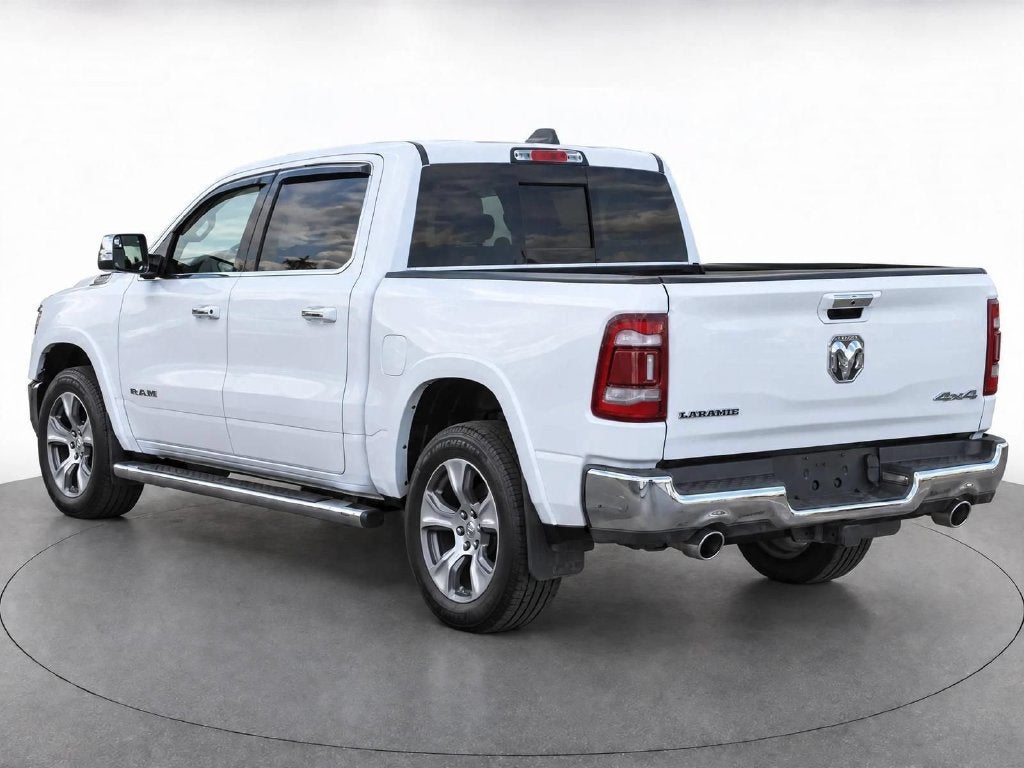 2020 RAM 1500 Laramie Crew Cab 4x4 5'7" Box