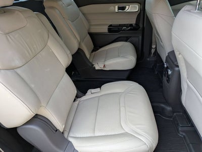 2023 Ford Explorer Platinum