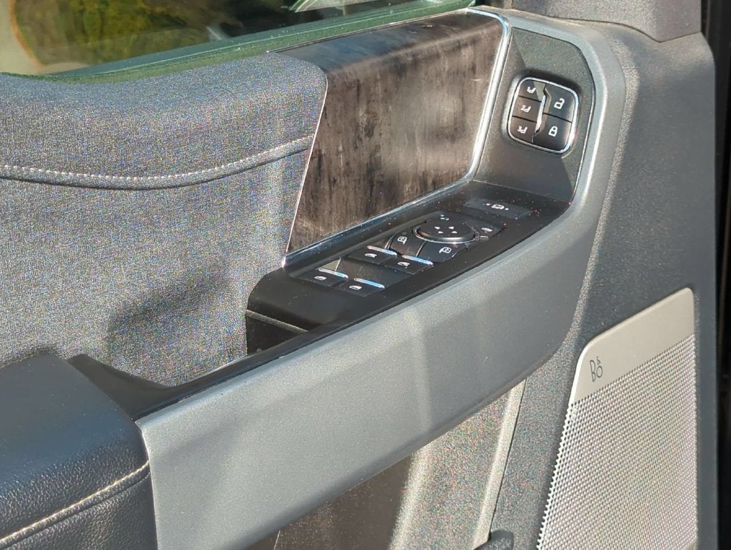 2023 Ford F-350 LARIAT