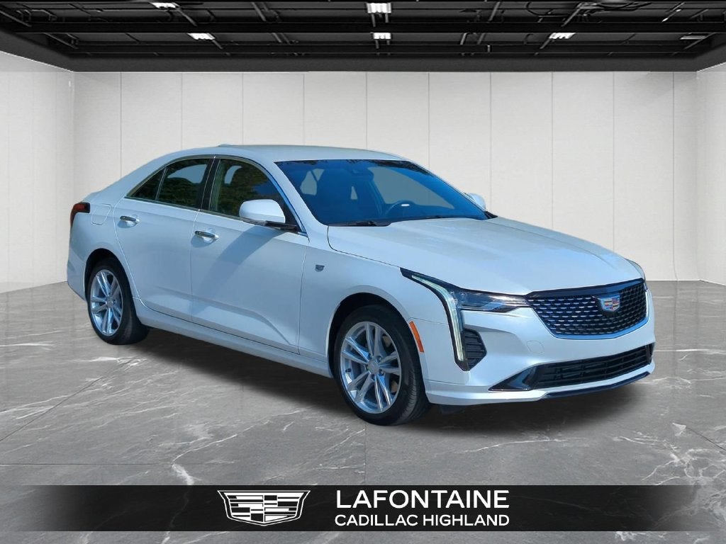2024 Cadillac CT4 Luxury