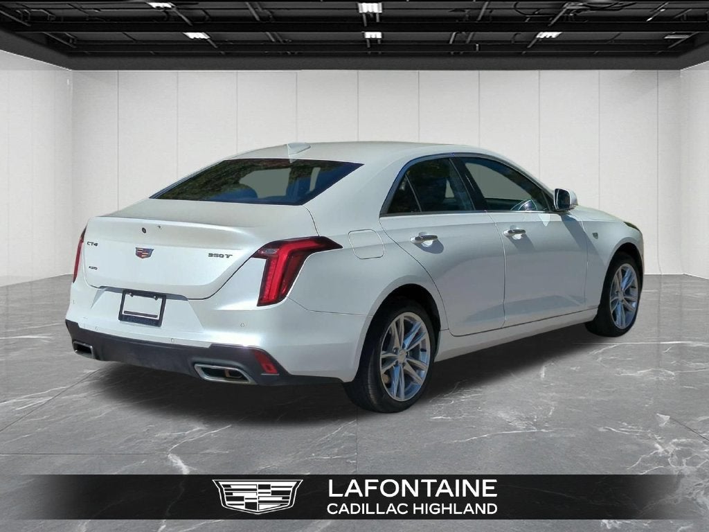 2024 Cadillac CT4 Luxury