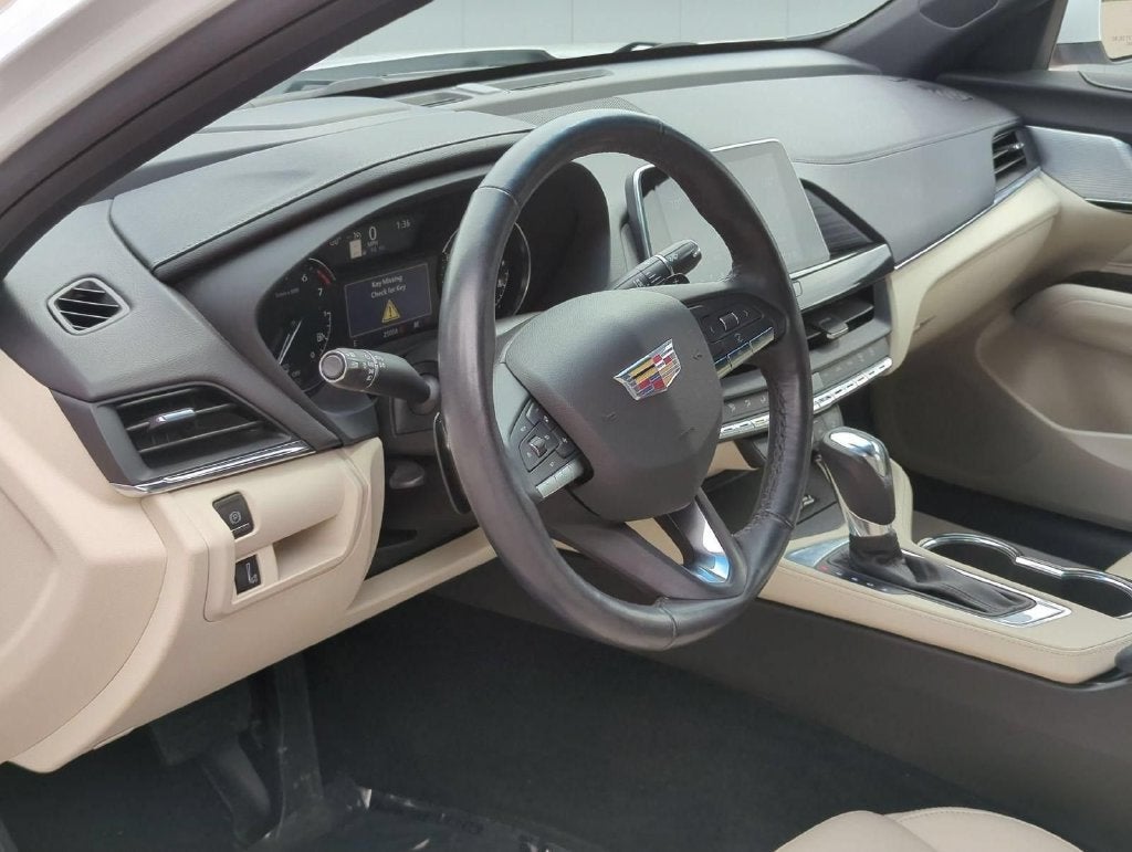 2024 Cadillac CT4 Luxury