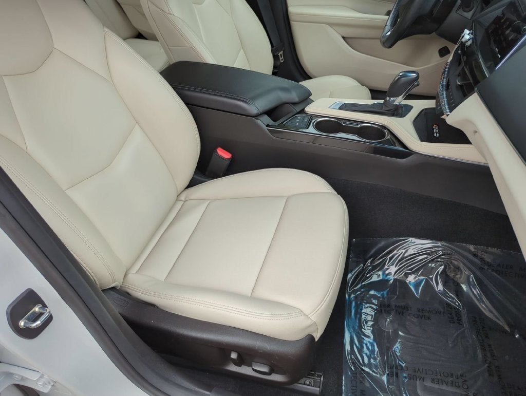 2024 Cadillac CT4 Luxury