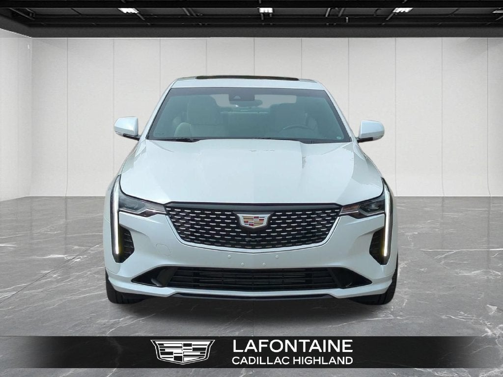 2024 Cadillac CT4 Luxury