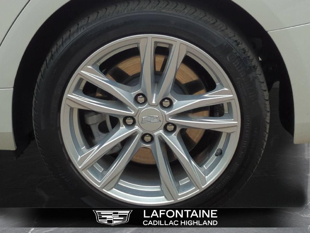 2024 Cadillac CT4 Luxury