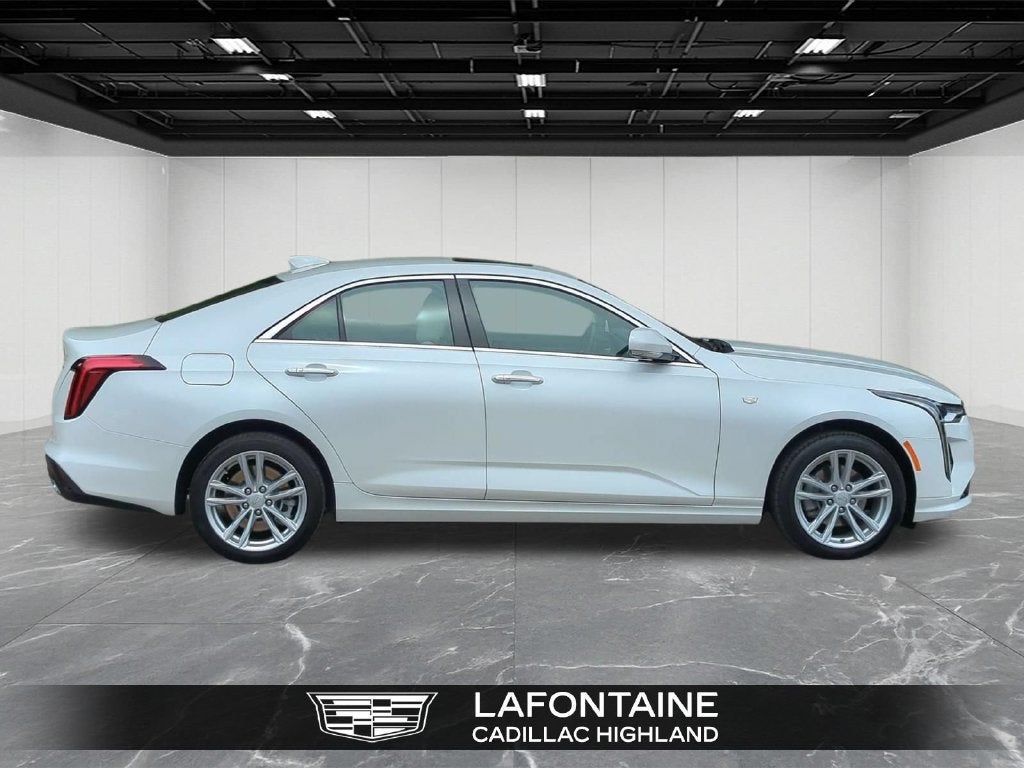 2024 Cadillac CT4 Luxury