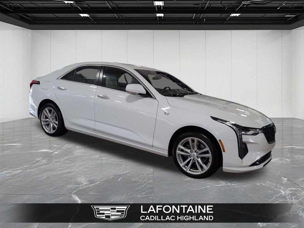2023 Cadillac CT4 Luxury