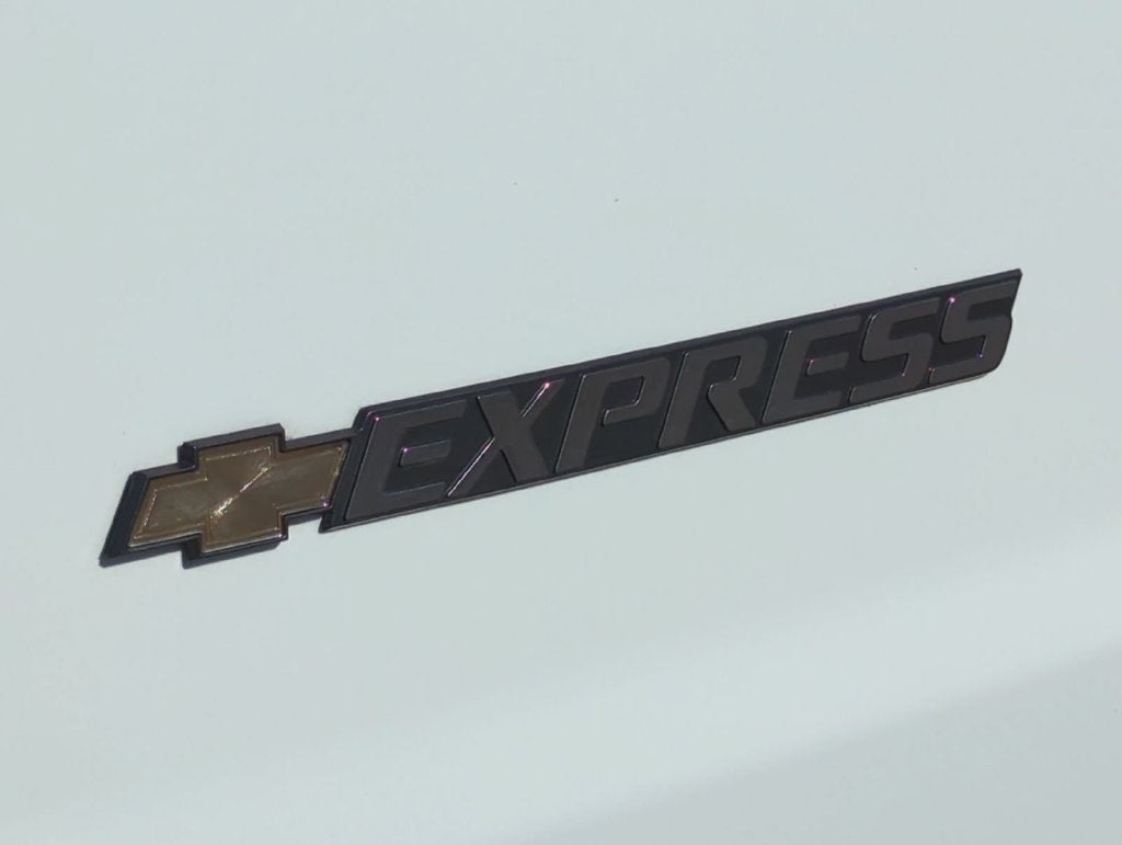 2025 Chevrolet Express Cargo WT