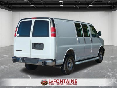 2025 Chevrolet Express Cargo WT