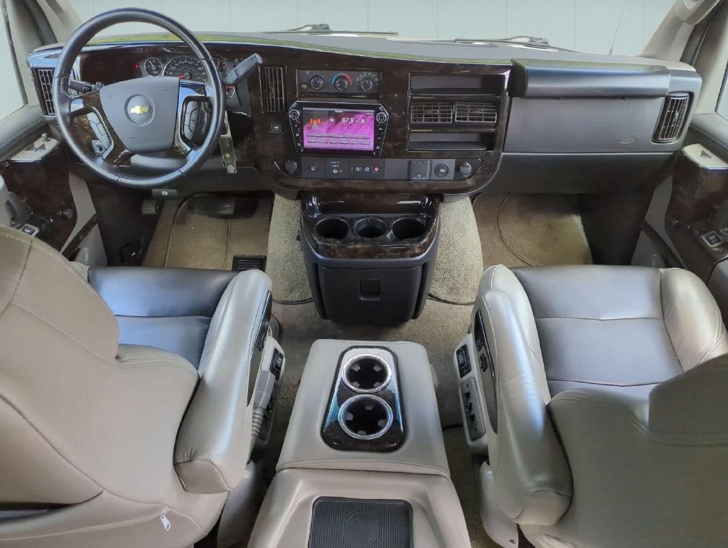 2022 Chevrolet Express Cargo 2500 RWD 2500 Regular Wheelbase WT