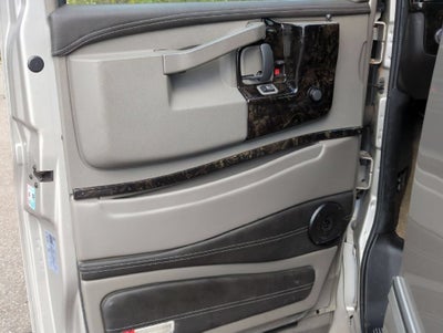 2022 Chevrolet Express Cargo 2500 RWD 2500 Regular Wheelbase WT