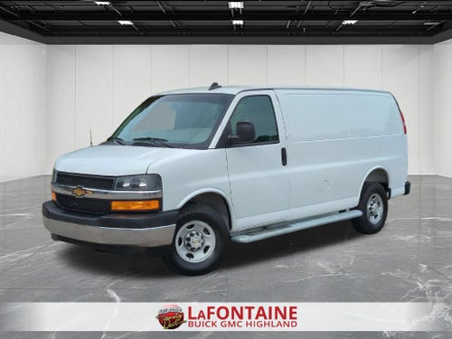 2025 Chevrolet Express Cargo WT