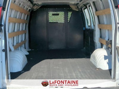 2025 Chevrolet Express Cargo WT