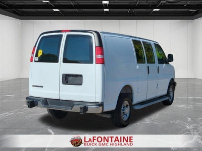 2025 Chevrolet Express Cargo WT