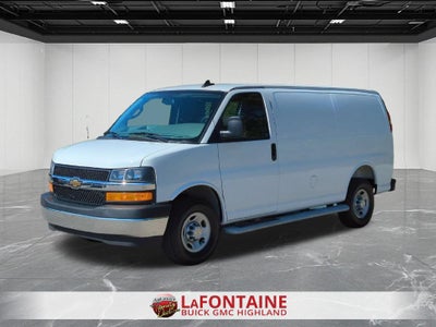 2025 Chevrolet Express Cargo WT