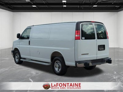 2025 Chevrolet Express Cargo WT
