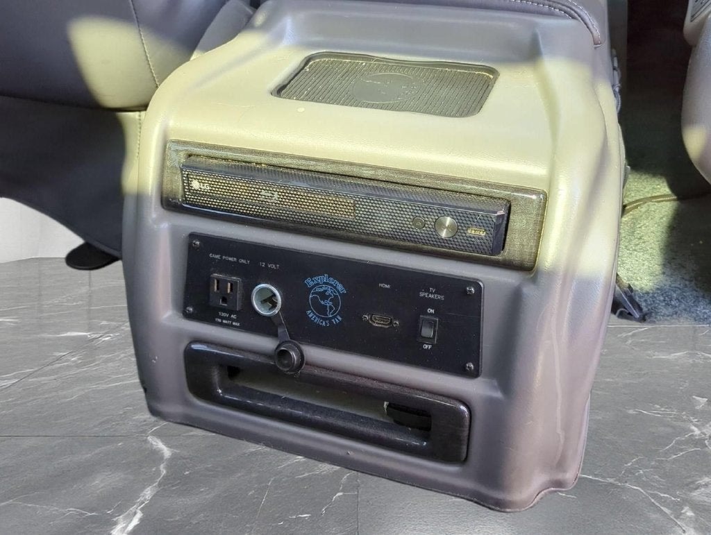 2021 GMC Savana Passenger 2500 LS