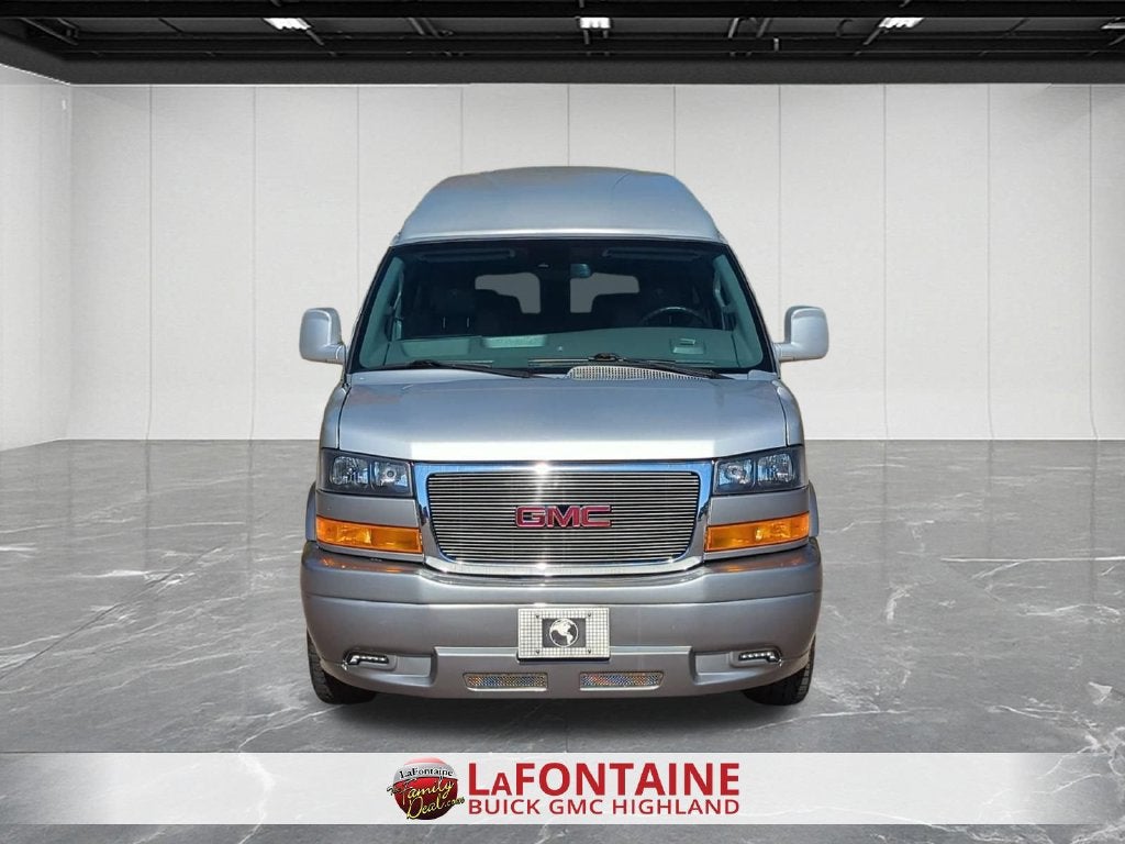 2021 GMC Savana Passenger 2500 LS