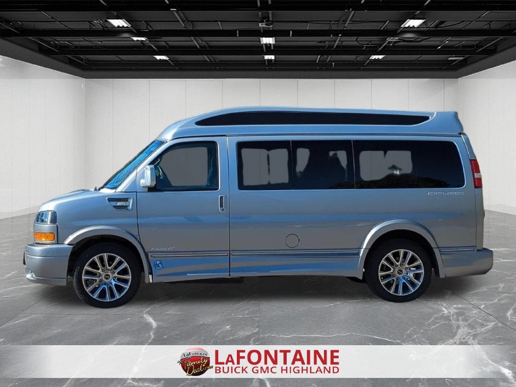 2021 GMC Savana Passenger 2500 LS