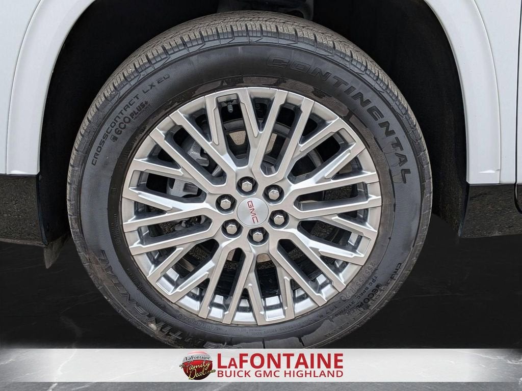 2024 GMC Acadia Denali