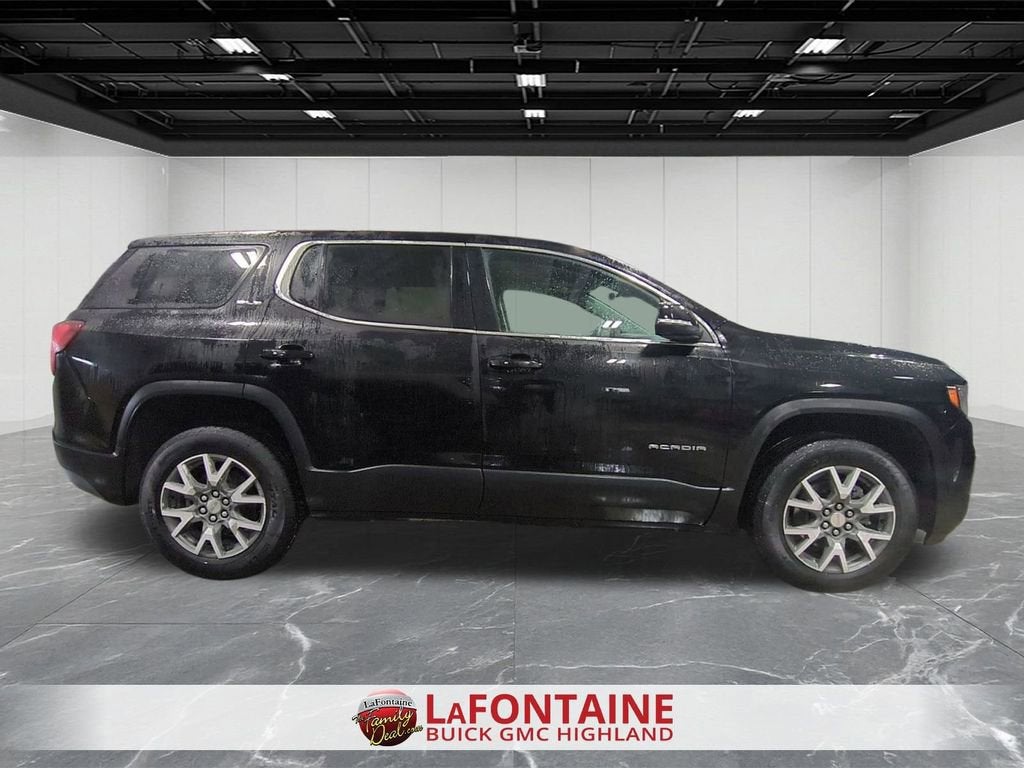 2023 GMC Acadia SLE